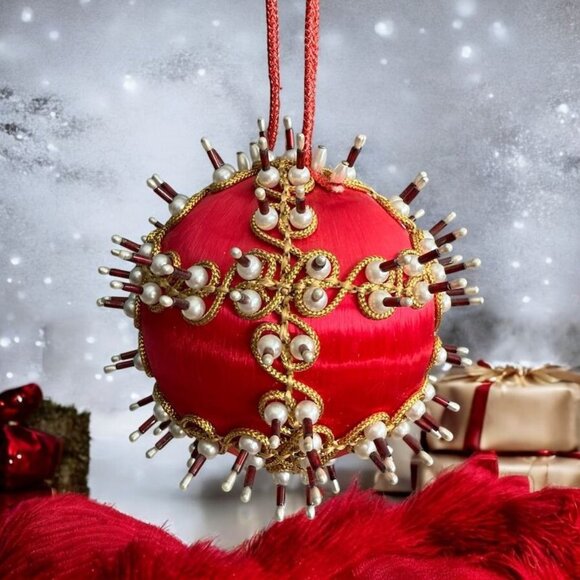 Vintage Push Pin Christmas Ornament Ball With Beads & Gold Embroidery - Picture 1 of 9